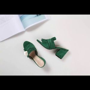 Women’s sandals
